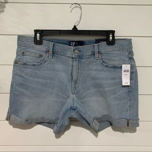 GAP jean short, NWT